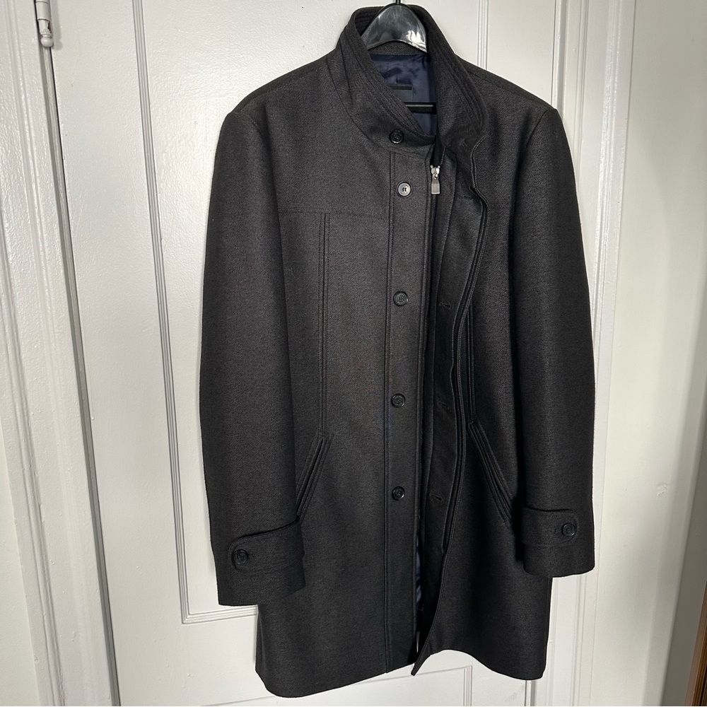 Zara Men's Dark Grey Coat
